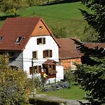 Spacieux Et Confortables A Proximite Randonnees, Lacs, Nature * Sondernach