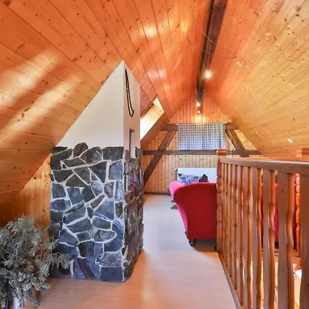 Spacieux Et Confortables A Proximite Randonnees, Lacs, Nature Apartment