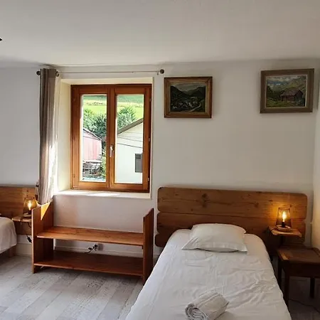 Spacieux Et Confortables A Proximite Randonnees, Lacs, Nature Apartment